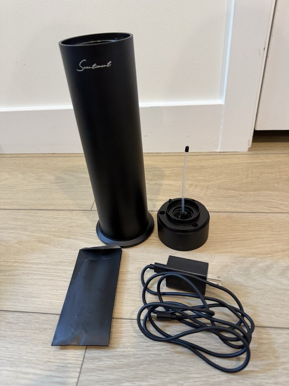 Scentment Diffuser Air 2 Oil Diffuser Missing 120 ML Bottle